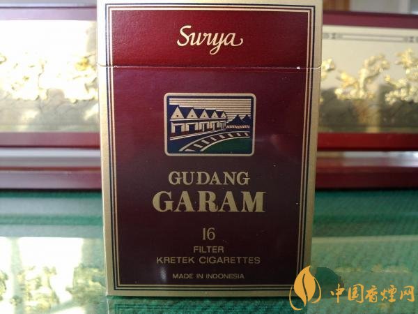 印尼GUDANG GARAM(鹽倉(cāng))煙圖片及價(jià)格表 印尼丁香煙多少錢一包(25元)